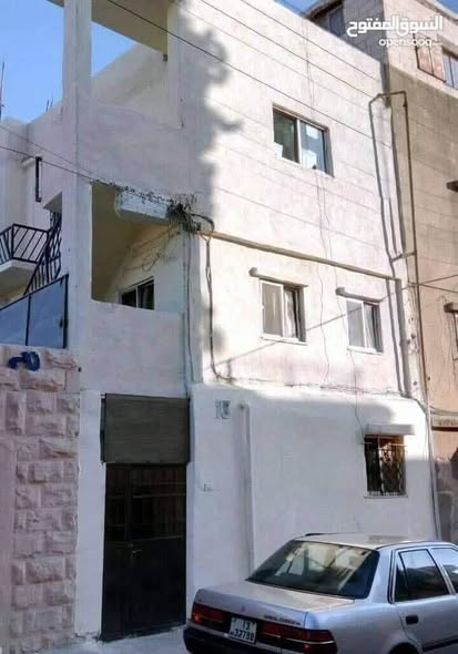 عمارة استثمارية للبيع في جبل الحسين - دخل شهري ممتاز