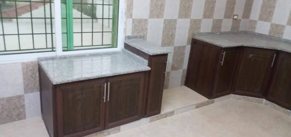 شقة فاخرة للبيع في إربد كفرأسد - 4