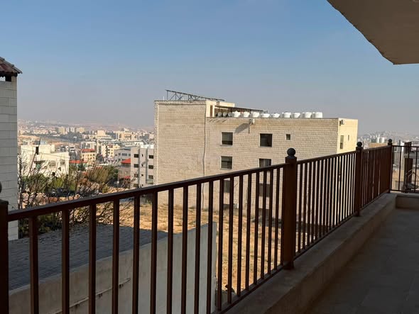 شقة فاخرة للبيع في الجبيهة - إطلالة رائعة - 3