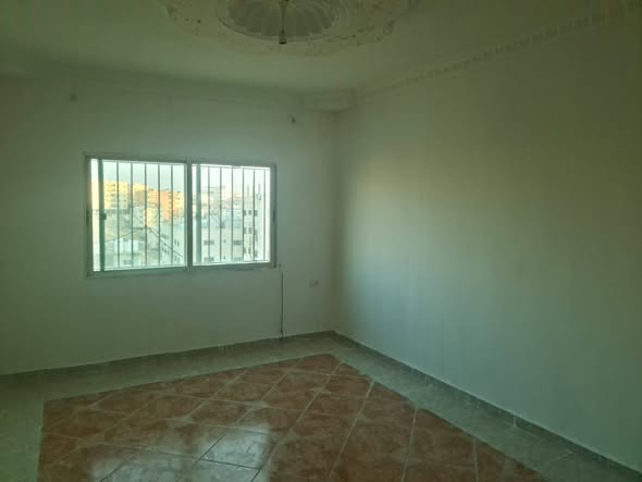 شقة مميزة للبيع في الزرقاء الجديدة - فرصة استثمارية - 3