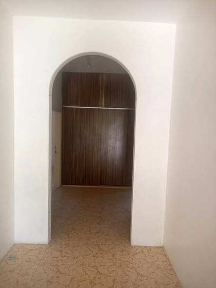 بيت مستقل ثلاث طوابق للبيع في السلط - استثمار ذكي