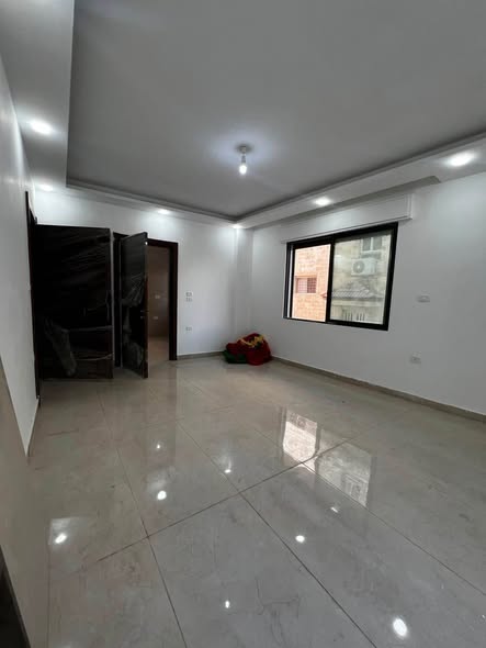 شقة فاخرة جديدة لم تُسكن للبيع في خلدا - 4
