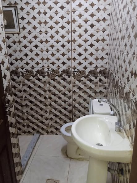 شقة للإيجار في القويسمة – عرسان فقط – تشطيب جديد - 3