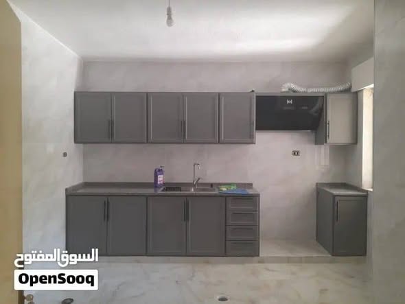 شقة مجددة فارغة للإيجار في الشميساني - 3