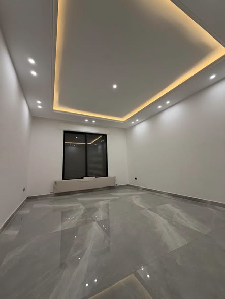 شقة فاخرة ملكية على طريق المطار - 3