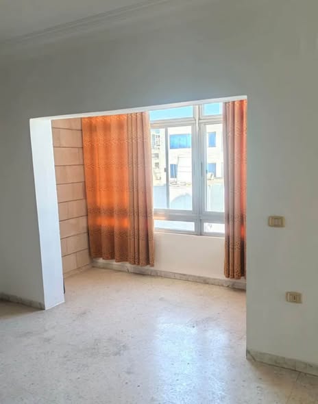 شقة فاخرة للإيجار في الصويفية