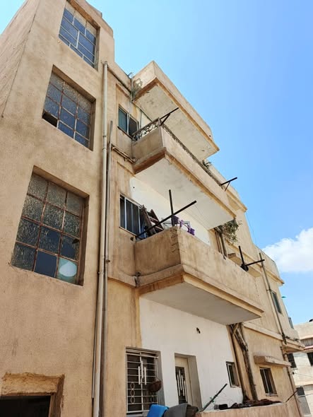 عمارة استثمارية في الأشرفية – دخل جاهز بسعر حرق - 2