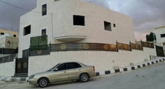 منزل مستقل للبيع في البيضا - فرصة مميزة للسكن أو الاستثمار