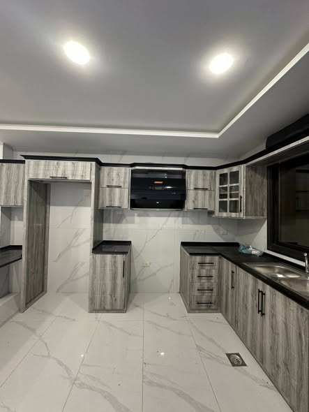 شقة راقية للإيجار في عمان، البنيات
