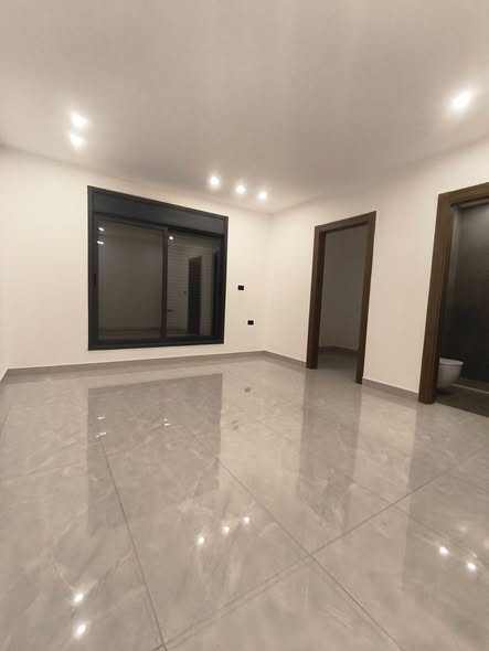 شقة فاخرة للبيع في ضاحية النخيل – طريق المطار - 3