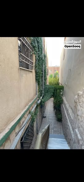 بيت مستقل للبيع في جبل طارق - فرصة نادرة