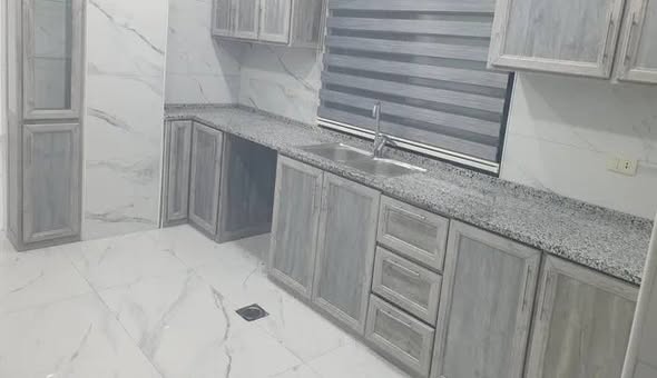 شقة شرقية حديثة للإيجار في طبربور بتشطيبات مميزة - 2