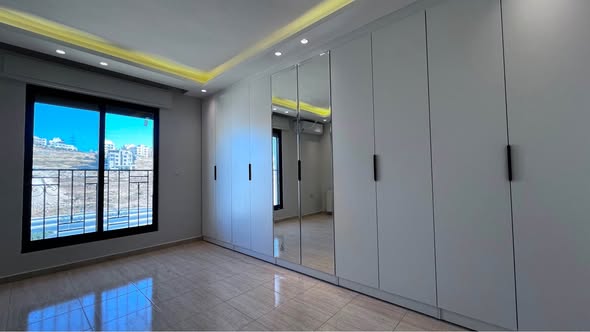 شقة فاخرة للايجار في دير غبار - 208 متر - 4
