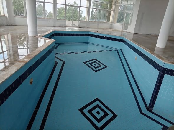 مزرعة فاخرة للبيع في موقع استراتيجي - 2