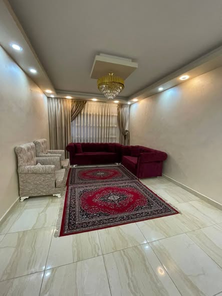 شقة فاخرة للبيع في طريق المطار - 2
