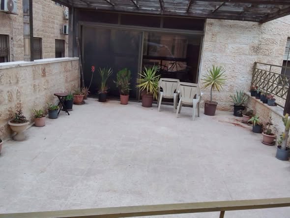 شقة فاخرة للبيع في الجبيهة - مفروشة بأثاث طبيعي - 3