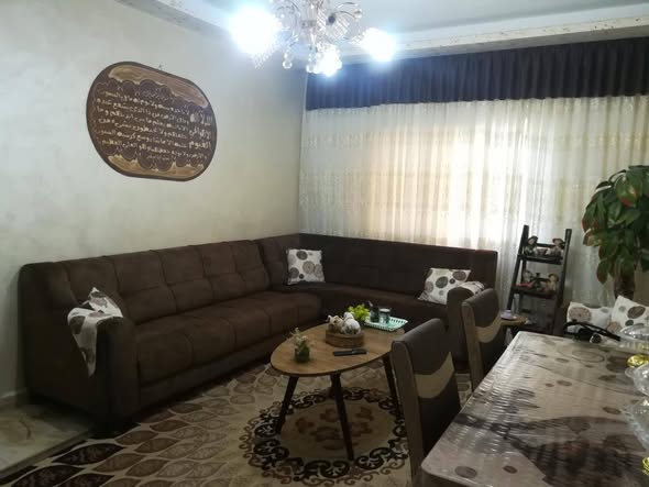 شقة فاخرة للبيع في ضاحية الأمير حسن - 2