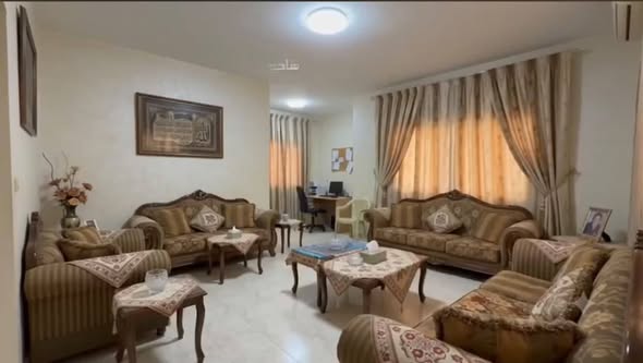 شقة فاخرة للبيع في الياسمين - ربوة عبدون