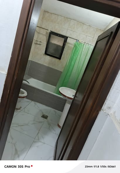 استوديو مفروش فاخر للإيجار في إربد بحديقة خاصة - 4