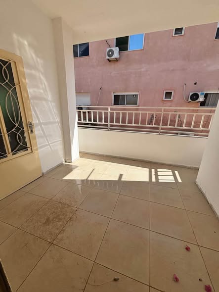 شقة للإيجار في الثامنة - قريبة من السوق - 4