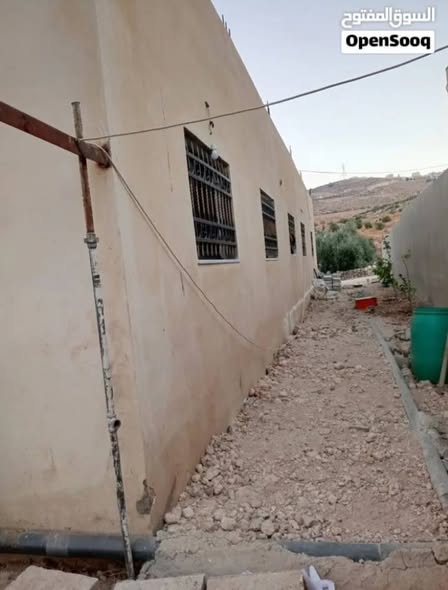 فرصة سكنية مميزة - بيت مستقل حديث في الكمشة - 2