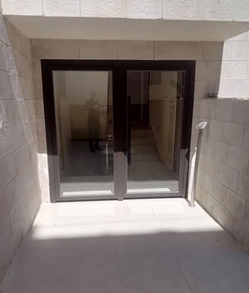 شقة فاخرة في عبدون للإيجار - 2