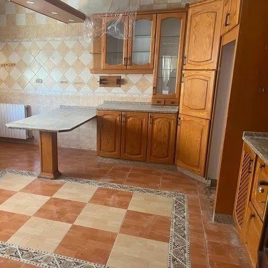 شقة فاخرة في الجبيهة بحديقة خاصة