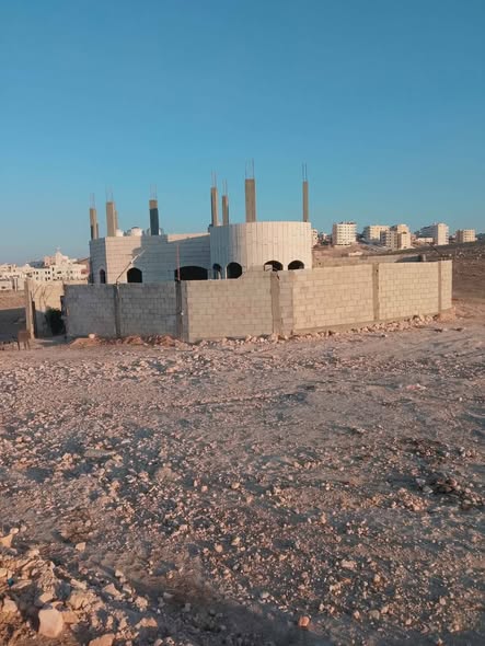 بيت مستقل للبيع - فرصة استثمارية استثنائية في الزرقاء الجديدة! - 3