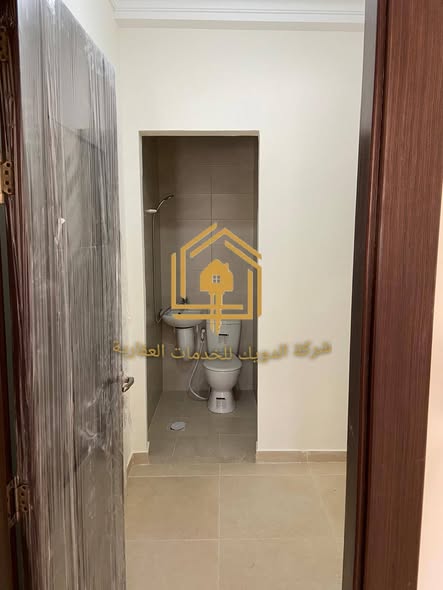 شقة فاخرة سوبر ديلوكس للإيجار في دير غبار - 5
