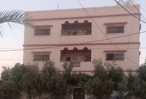 عمارة استثمارية بـ3 طوابق في الهاشمية