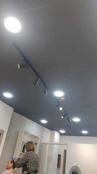 عدة صالون كاملة للبيع في خلدا - 4
