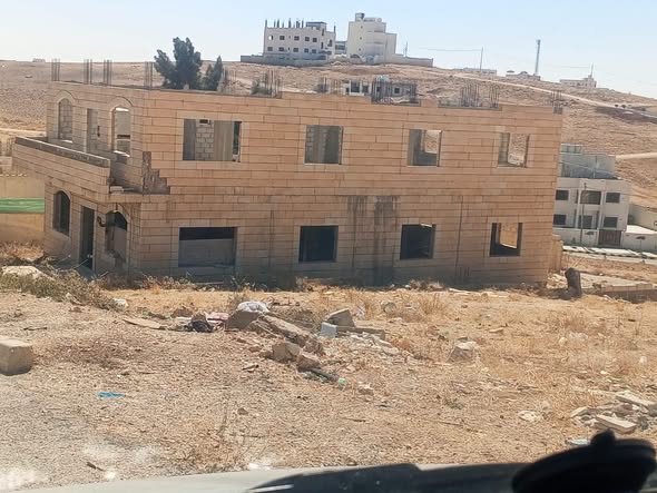 بيت عظم للبيع في سحاب - ضاحية الأميرة إيمان - 3