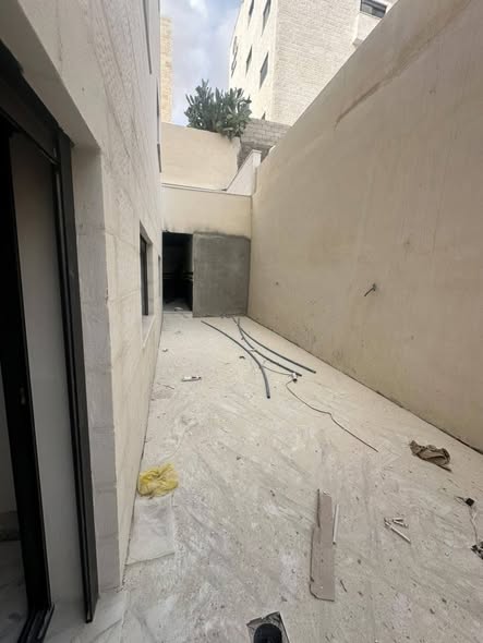 شقة فاخرة للبيع في أجمل مناطق طبربور - 3