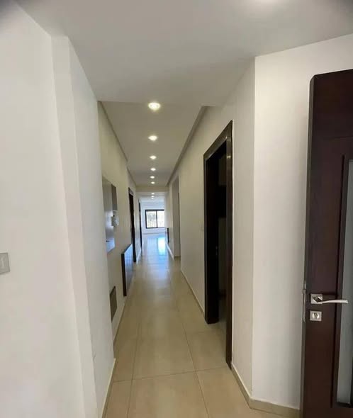 شقة طابقية فاخرة للإيجار في دابوق – 320م - 2