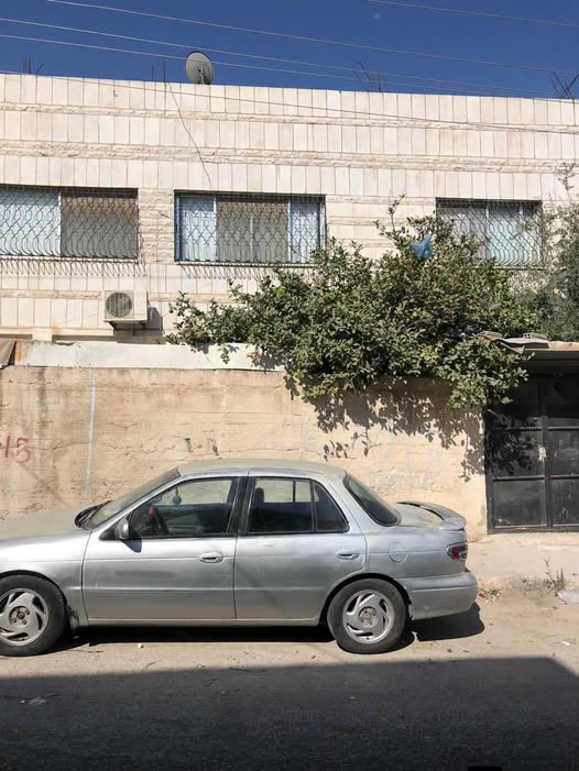 مبنى استثماري مربح للبيع في إربد