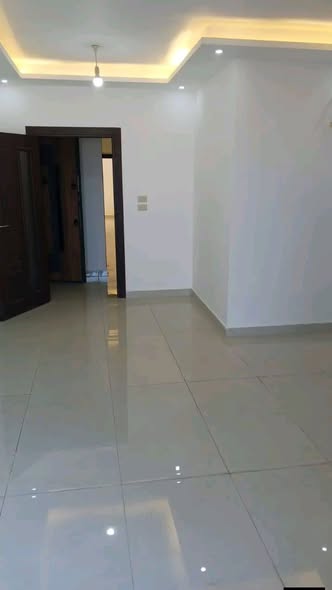 شقة فاخرة للبيع بالتقسيط في عمان، أبو نصير