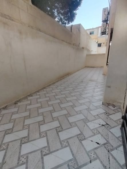 فرصة نادرة: شقة فاخرة للبيع في الزرقاء الجديدة - 3