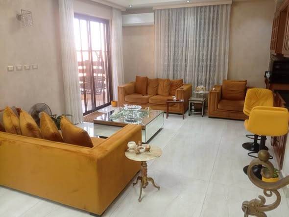 فيلا تريبلكس فاخرة للبيع في ضاحية الرشيد - 4