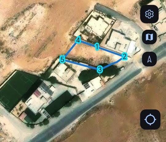 فرصة استثمارية مميزة - أرض سكنية على شارعين في الزرقاء