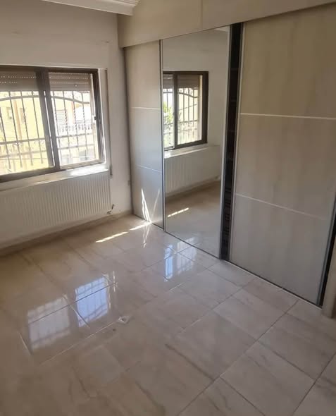 شقة فاخرة في ضاحية الرشيد - 143م بطلّة رائعة - 2