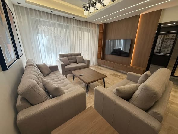 شقة مفروشة فاخرة للايجار في دير غبار