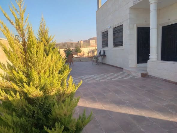 بيت مستقل للبيع في وادي القطار - 3