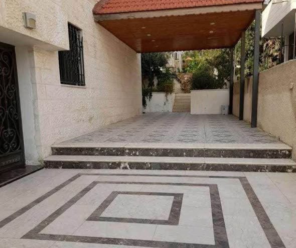 شقة واسعة للإيجار في دابوق مع حديقة وكراج - 4