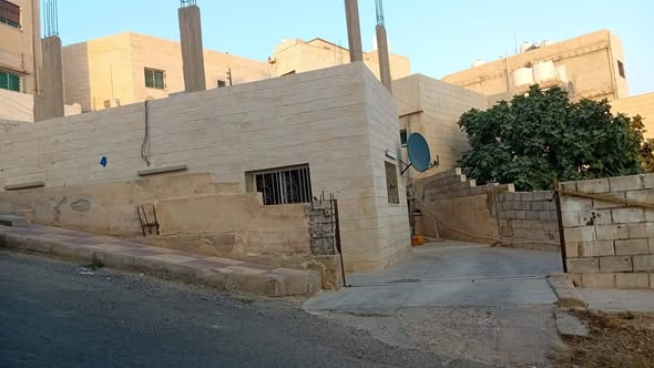 بيت مستقل بمساحة مميزة في طبربور