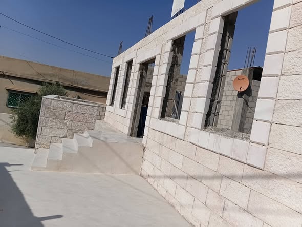بيت مستقل فاخر للبيع في الزرقاء - 3