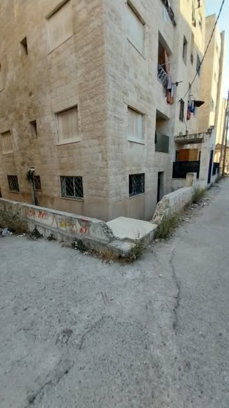 شقة للبيع في إربد بموقع فاخر - إطلالة رائعة