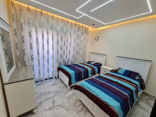 شقة مفروشة فاخرة للإيجار في حي النخيل - 3