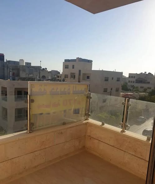 شقة سوبر ديلوكس فارغة للإيجار في خلدا