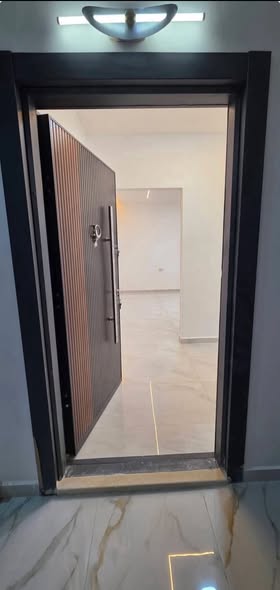 شقة جديدة للبيع في إربد