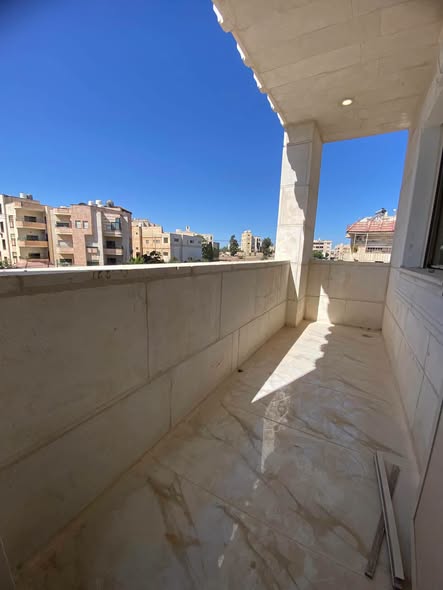 شقة فاخرة جديدة للإيجار في إربد - دوار صحارى - 3
